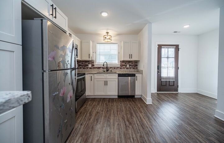 Property Photo:  180 Nichols Dr  TN 37190 