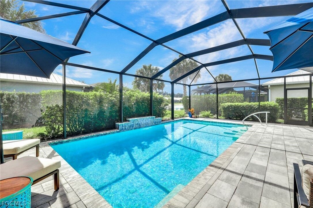 Property Photo:  14604 Catamaran Place  FL 34114 