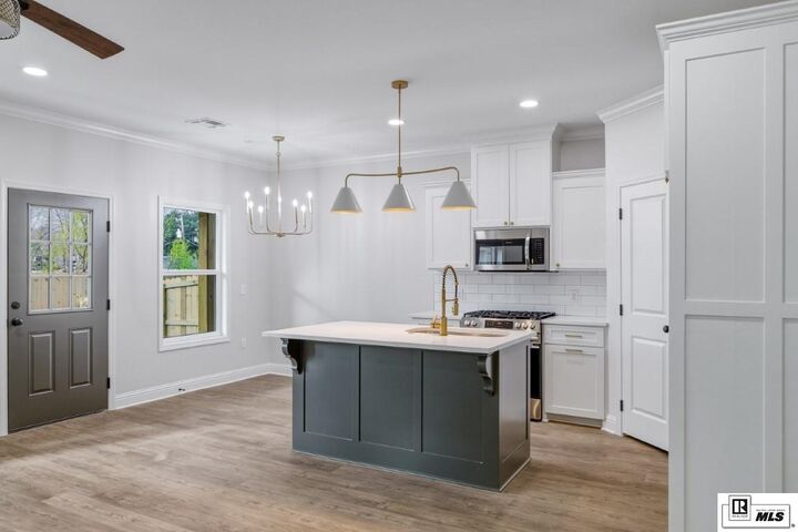 Property Photo:  125 Piney Cove  LA 71291 