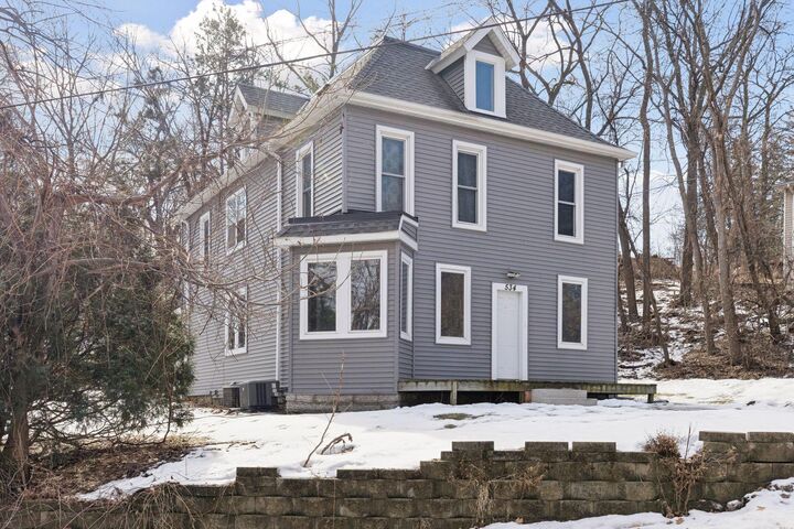 Property Photo:  534 Annapolis Street  MN 55075 