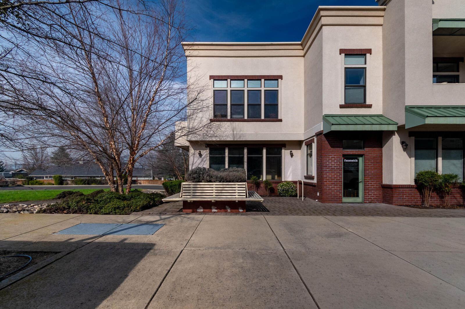 Property Photo:  479 Russell Street 202  OR 97520 