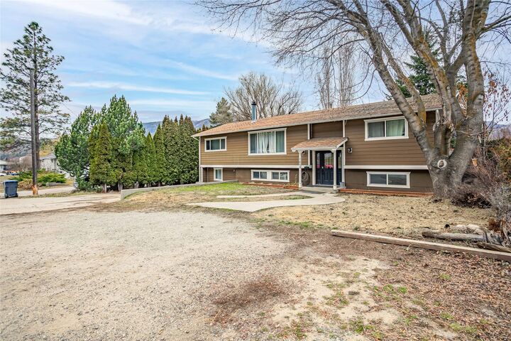 Property Photo:  1450 Ponderosa Road  BC V1Z 1N1 