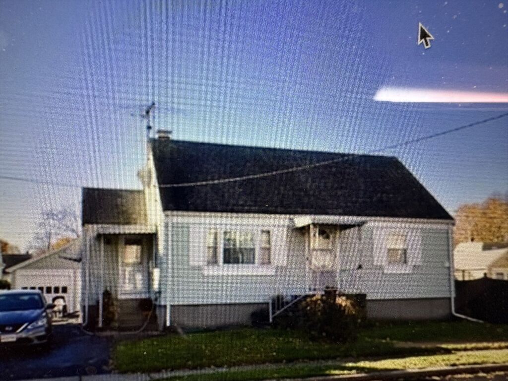 Property Photo:  20 Beacon Blvd  MA 01960 