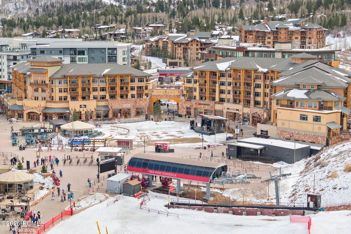 Property Photo:  3720 N Sundial Court C110  UT 84098 