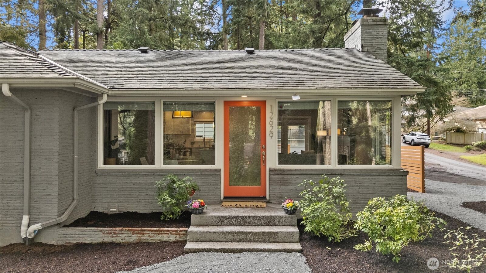 Property Photo:  12629  10th Avenue NE  WA 98125 