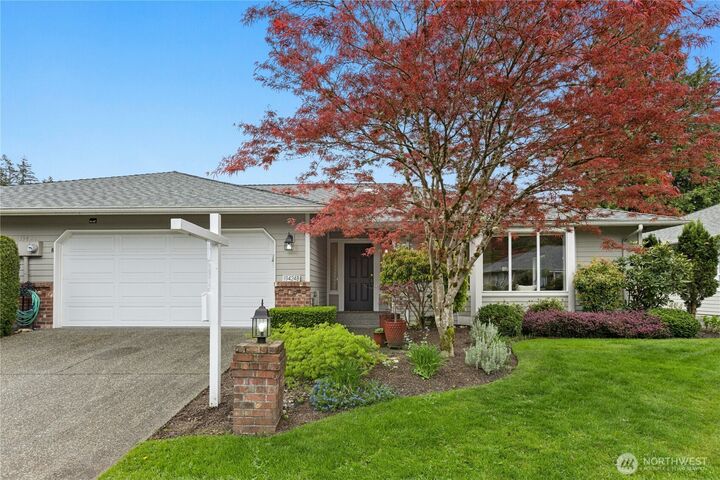 Property Photo:  19424  2nd Drive SE B  WA 98012 
