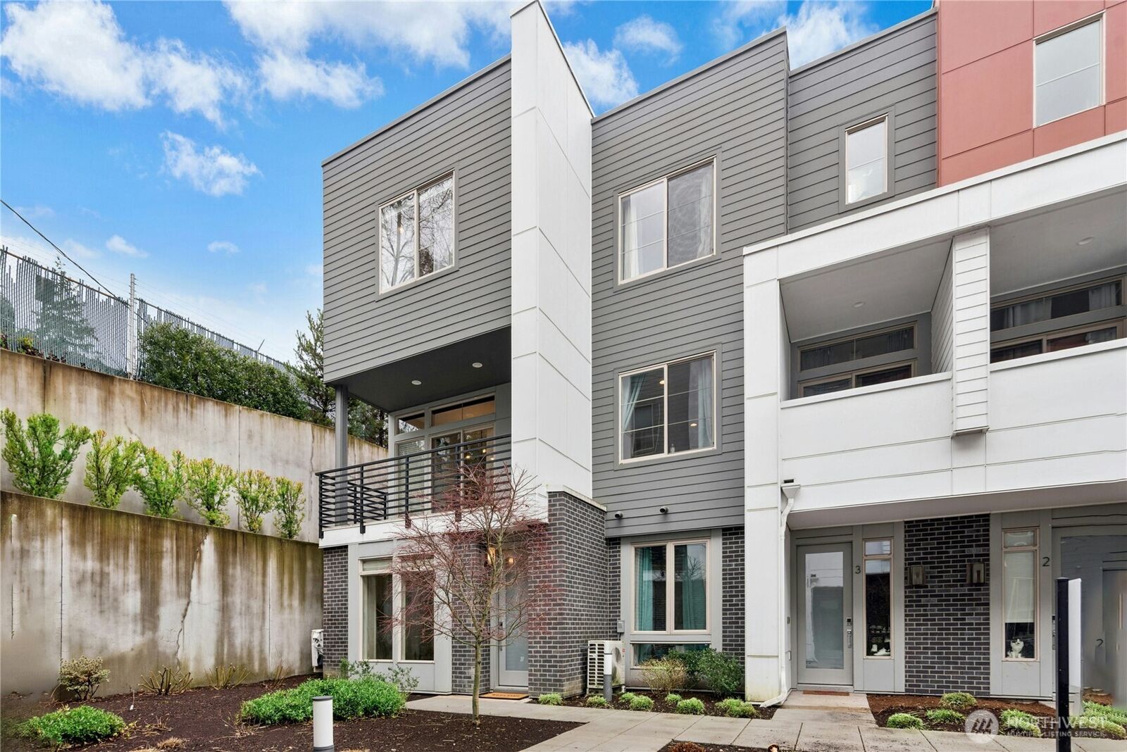 Property Photo:  11416  117th Lane NE E004  WA 98034 