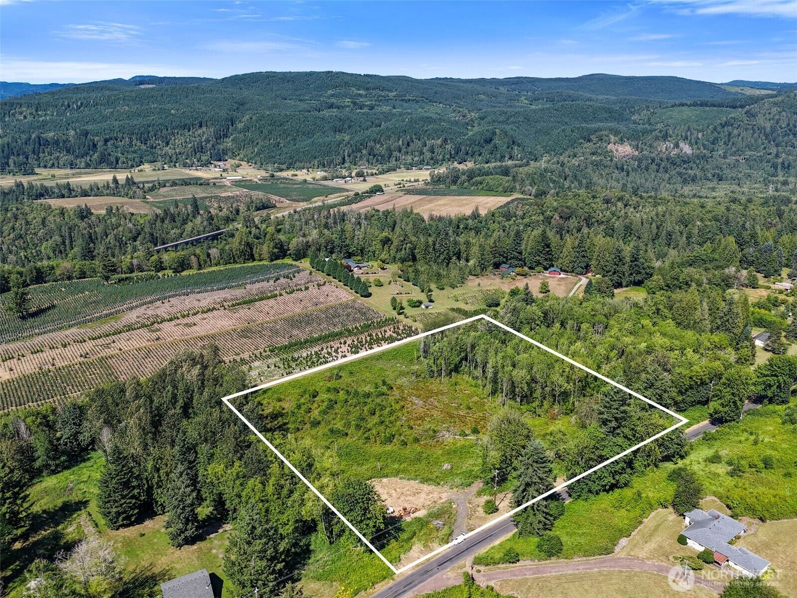 Property Photo:  233  Young Road  WA 98564 