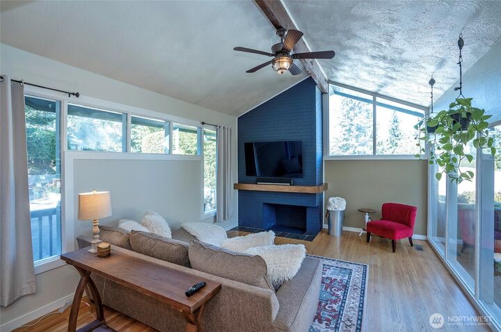 Property Photo:  1221  Huson Drive  WA 98405 