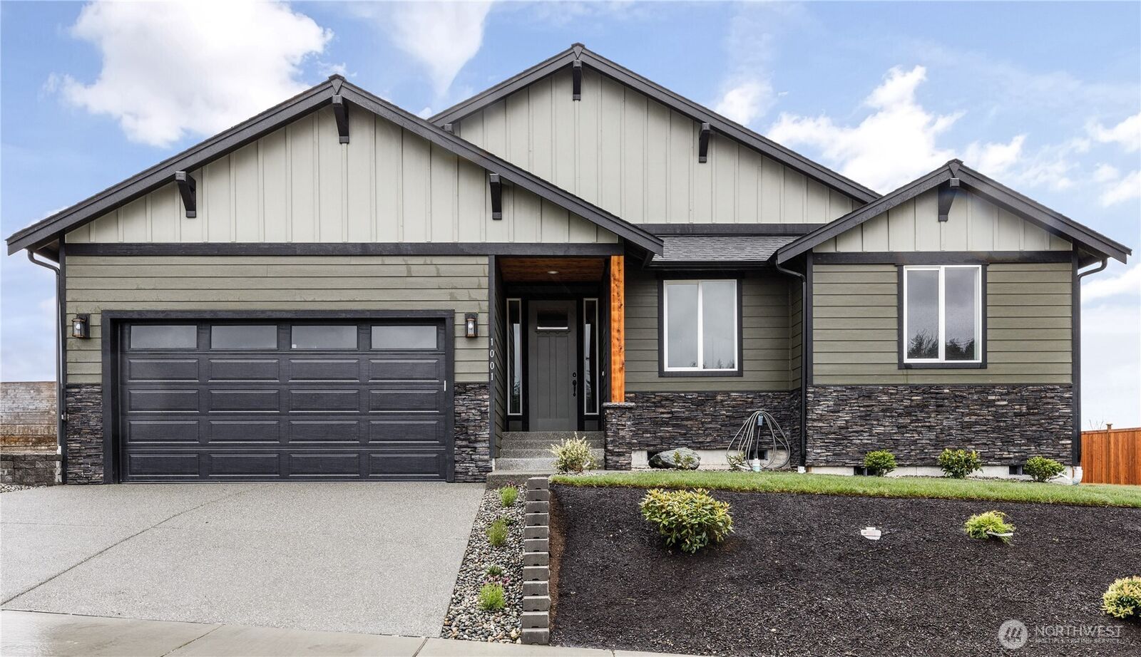 Property Photo:  801 NW Shire Street  WA 98277 