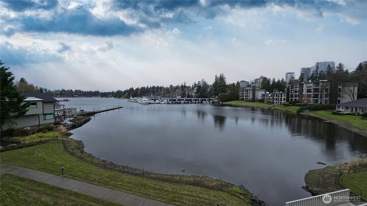 Property Photo: 395 101st Avenue SE WA 98004