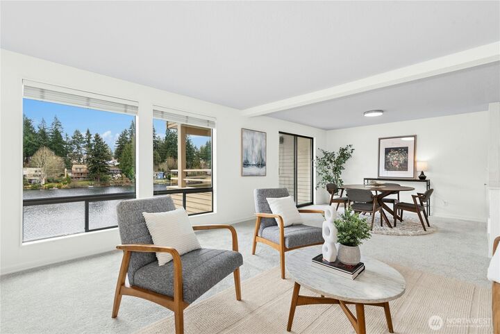 Property Photo:  19524  Echo Lake Place N A401  WA 98133 