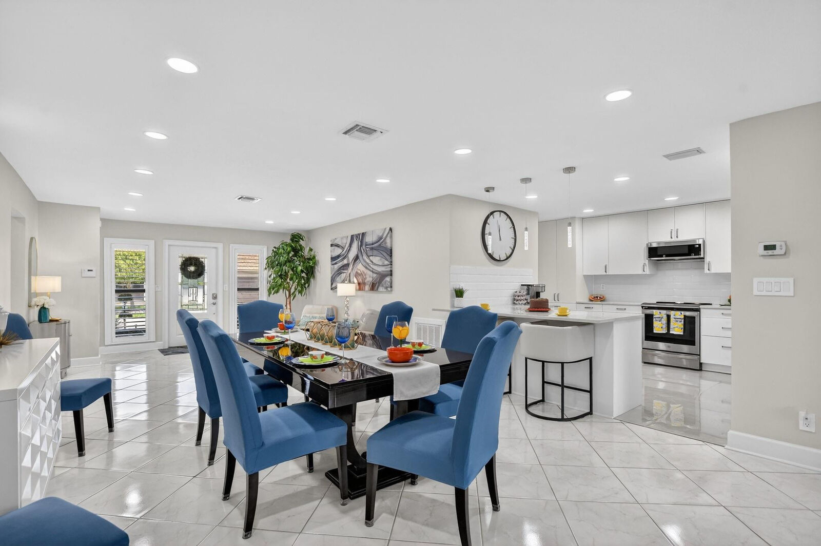 Property Photo:  2062 SW 15th Place  FL 33442 