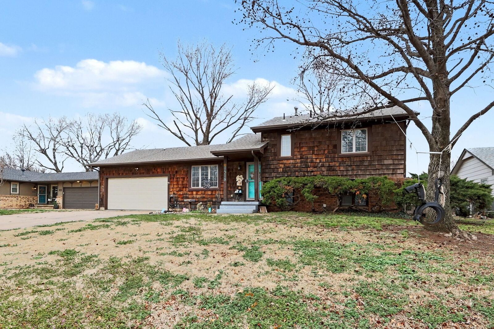 Property Photo:  1518 E Carolyn St  KS 67037 