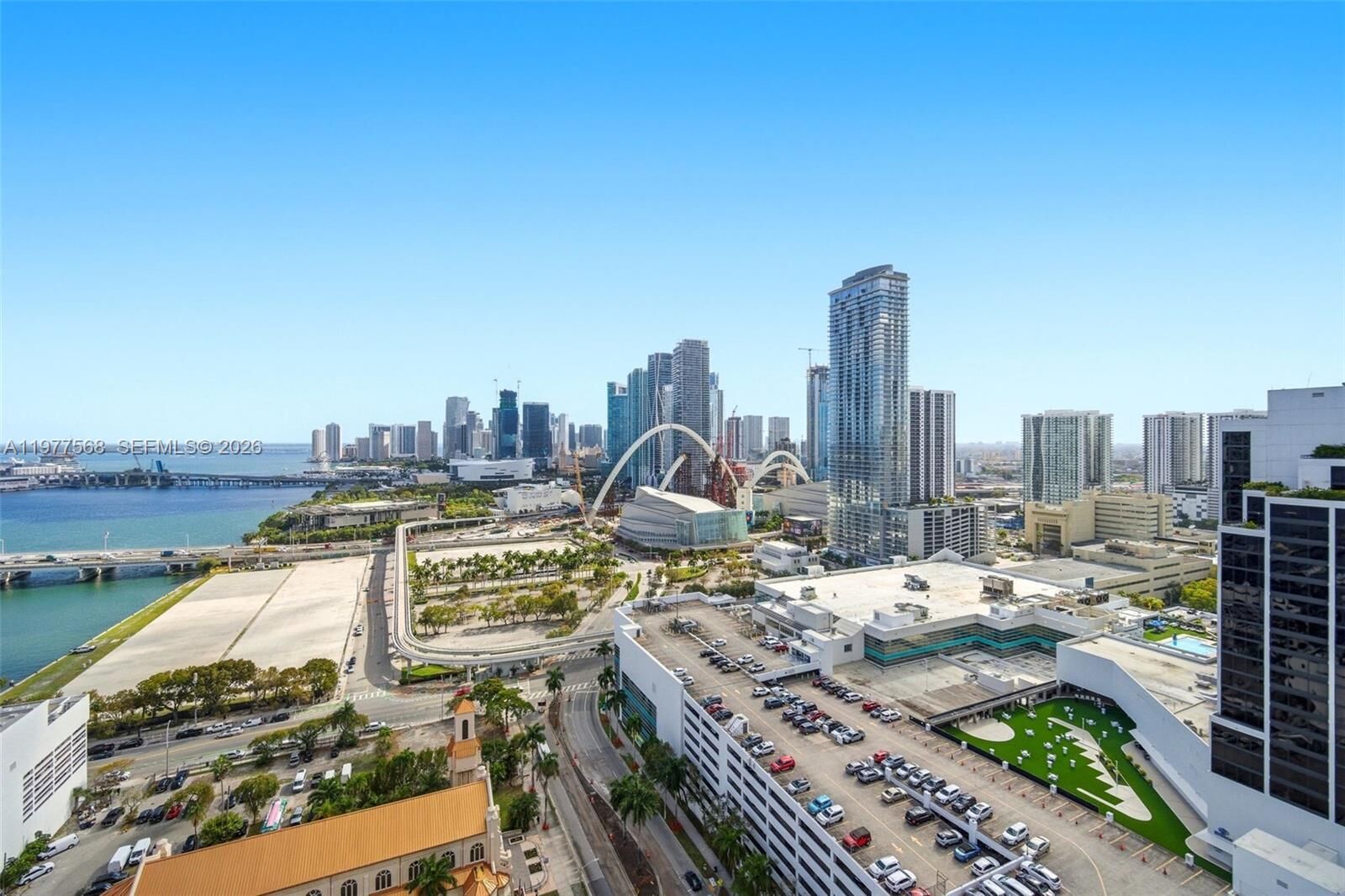 Property Photo:  1717 N Bayshore Dr A-3354  FL 33132 