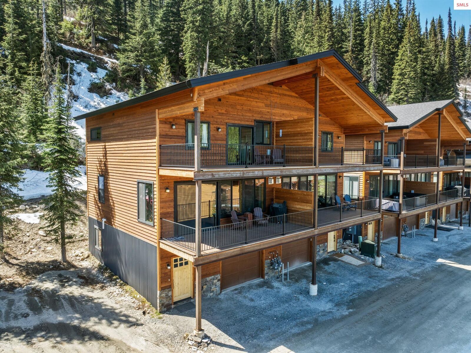Property Photo:  95 Harrison Ln  ID 83864 