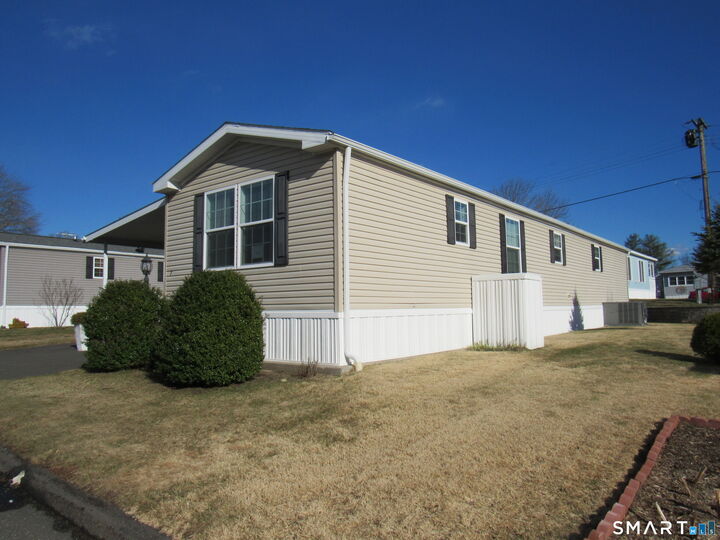 Property Photo:  7 Blueberry Lane  CT 06786 