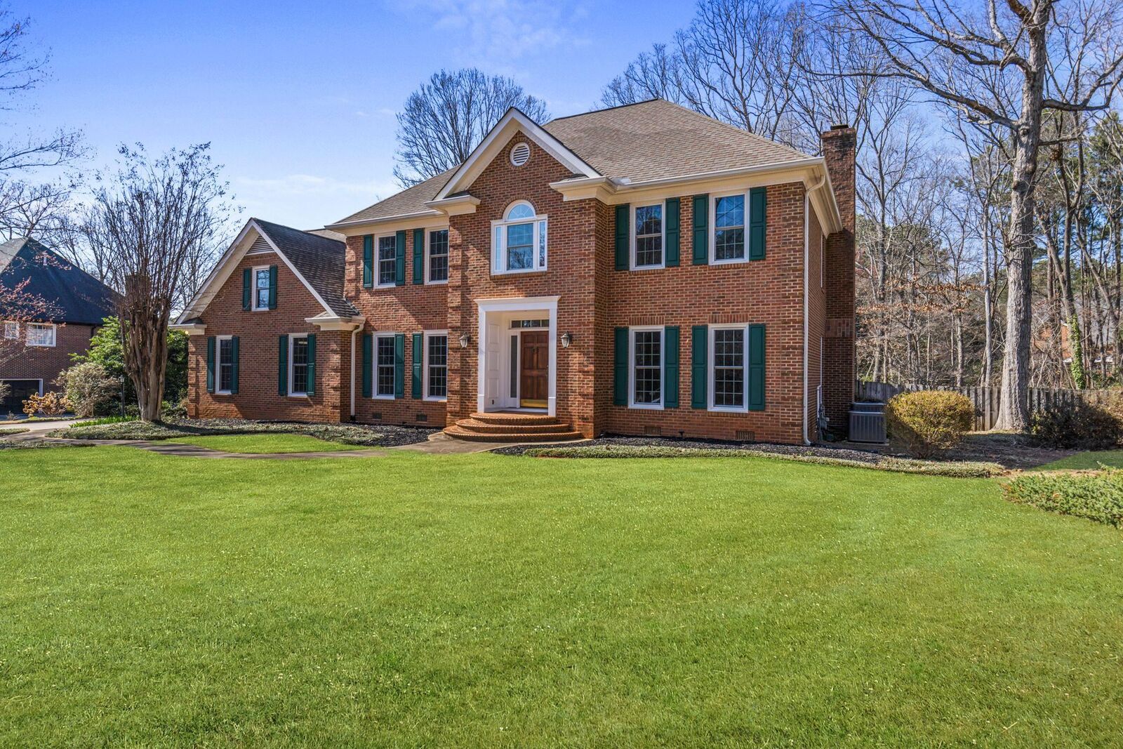 Property Photo:  213 E Woodglen Road  SC 29301 