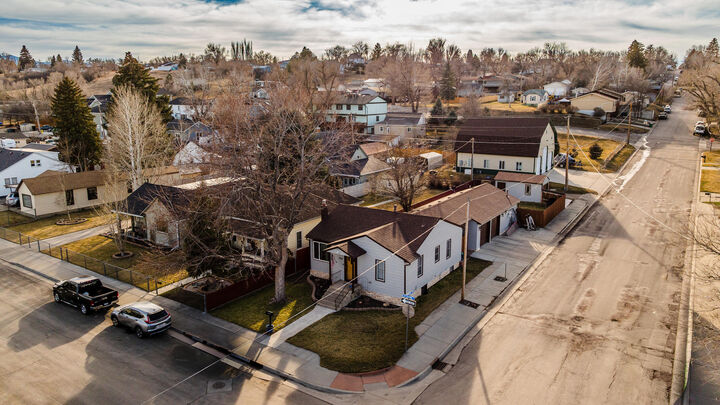 Property Photo: 904 Gladstone Street WY 82801