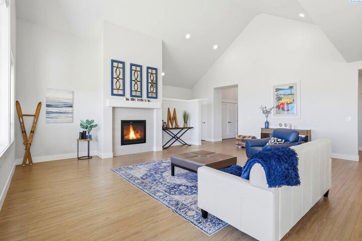 Property Photo:  2243 Legacy Lane  WA 99352 