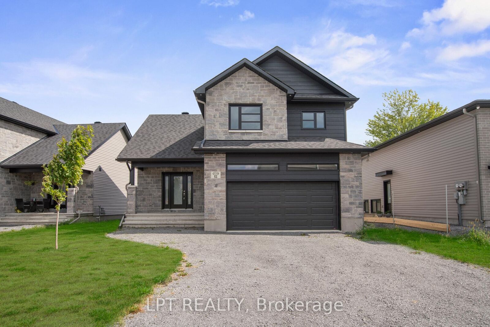 Property Photo: 936 Katia Street ON K0A 2M0