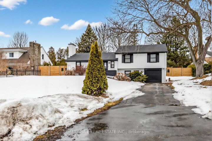 Property Photo: 180 Glenwood Crescent ON L1G 3B1