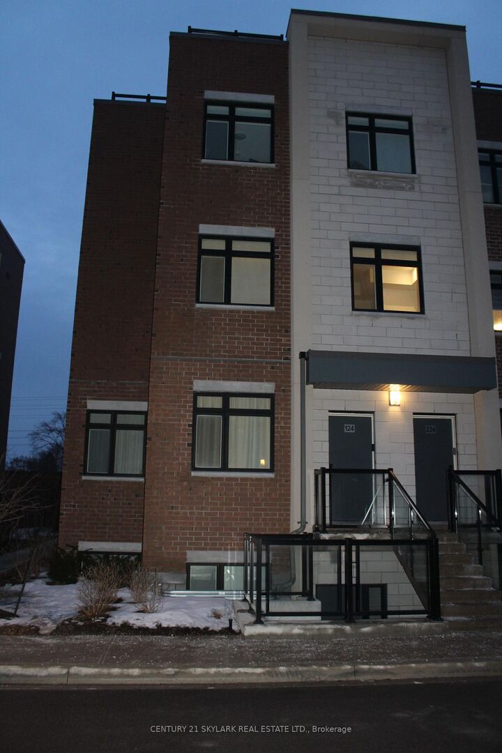 1070 Douglas McCurdy Common 124 — photo 1