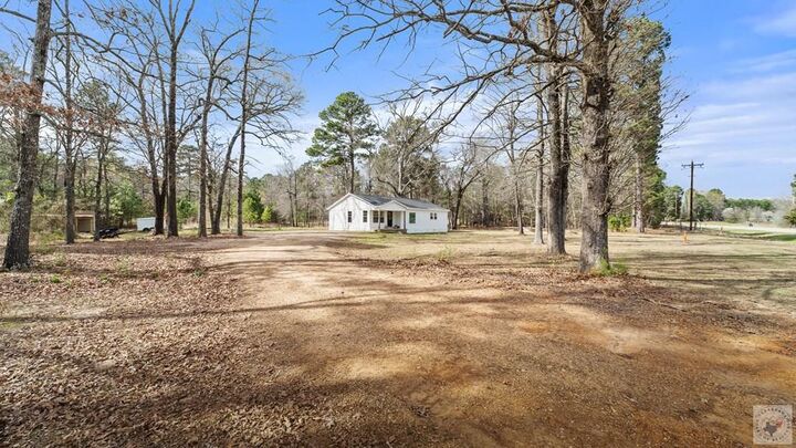 Property Photo:  3431 Fm 3098  TX 75567 