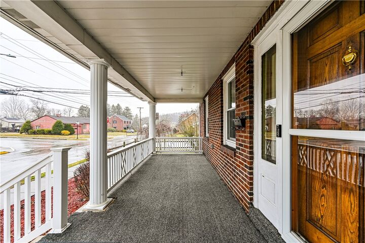Property Photo:  40 Ligonier Street  PA 15650 
