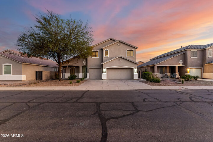 Property Photo:  46065 W Meadows Lane  AZ 85139 