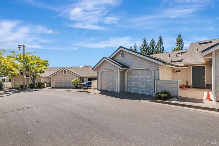 Property Photo:  2016 Stonefield Lane  CA 95403 