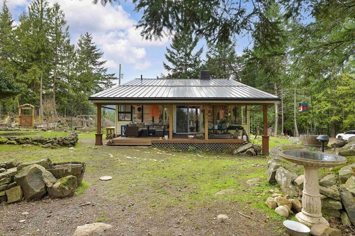 Property Photo: 370 Campbell Bay Road BC V0N 2J1