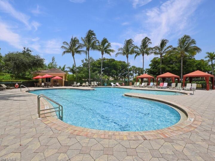 Property Photo:  9575 Hemingway Ln 4401  FL 33913 