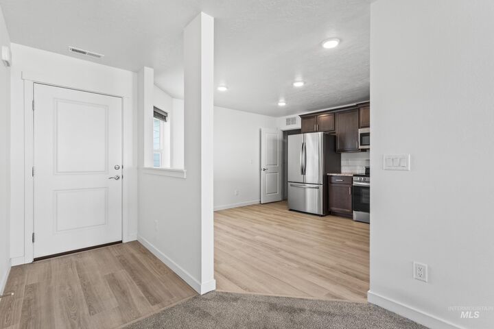 Property Photo:  12320 Shadow River St  ID 83607 