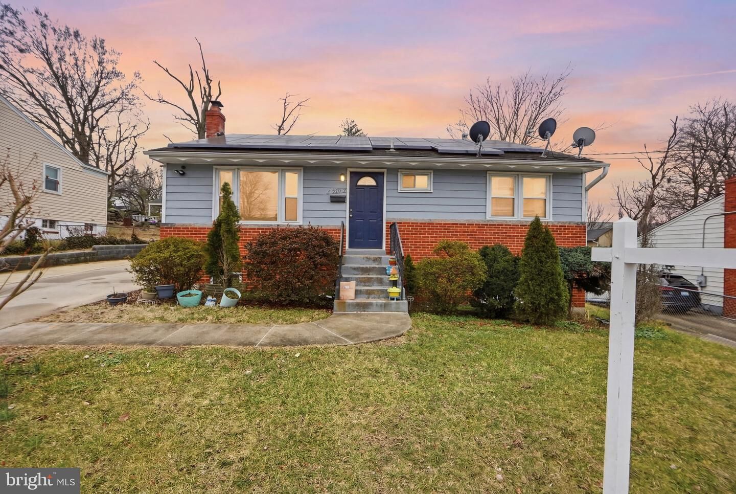 Property Photo: 7421 Hendricks Drive MD 20784