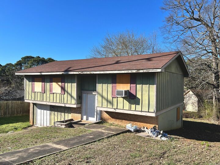 Property Photo:  2006 W Nettleton Avenue  AR 72401 