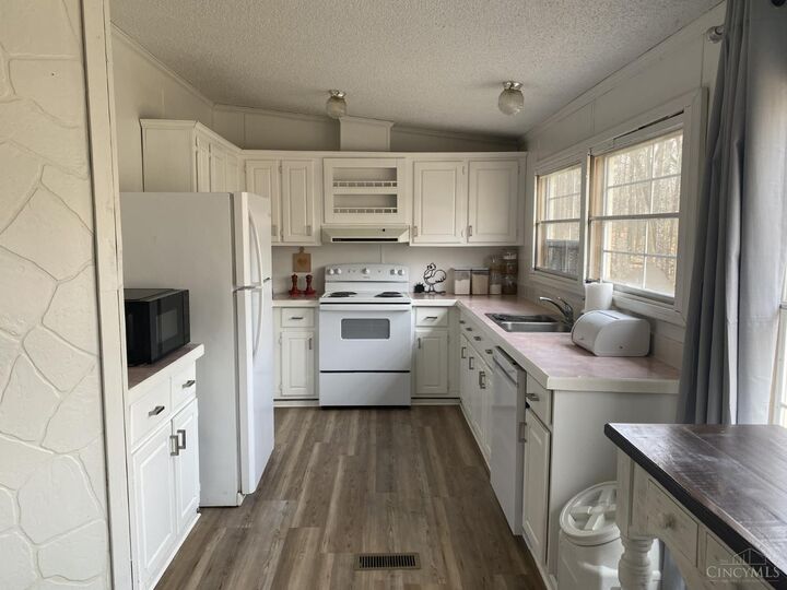 Property Photo:  30 Highland Drive  OH 45133 