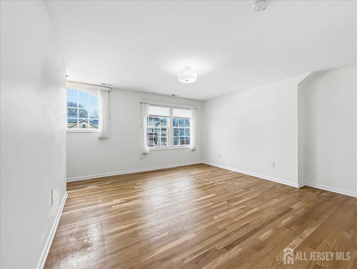 Property Photo:  37 Jersey Avenue  NJ 08820 