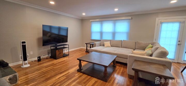 Property Photo:  22 Oak Branch Road  NJ 08512 