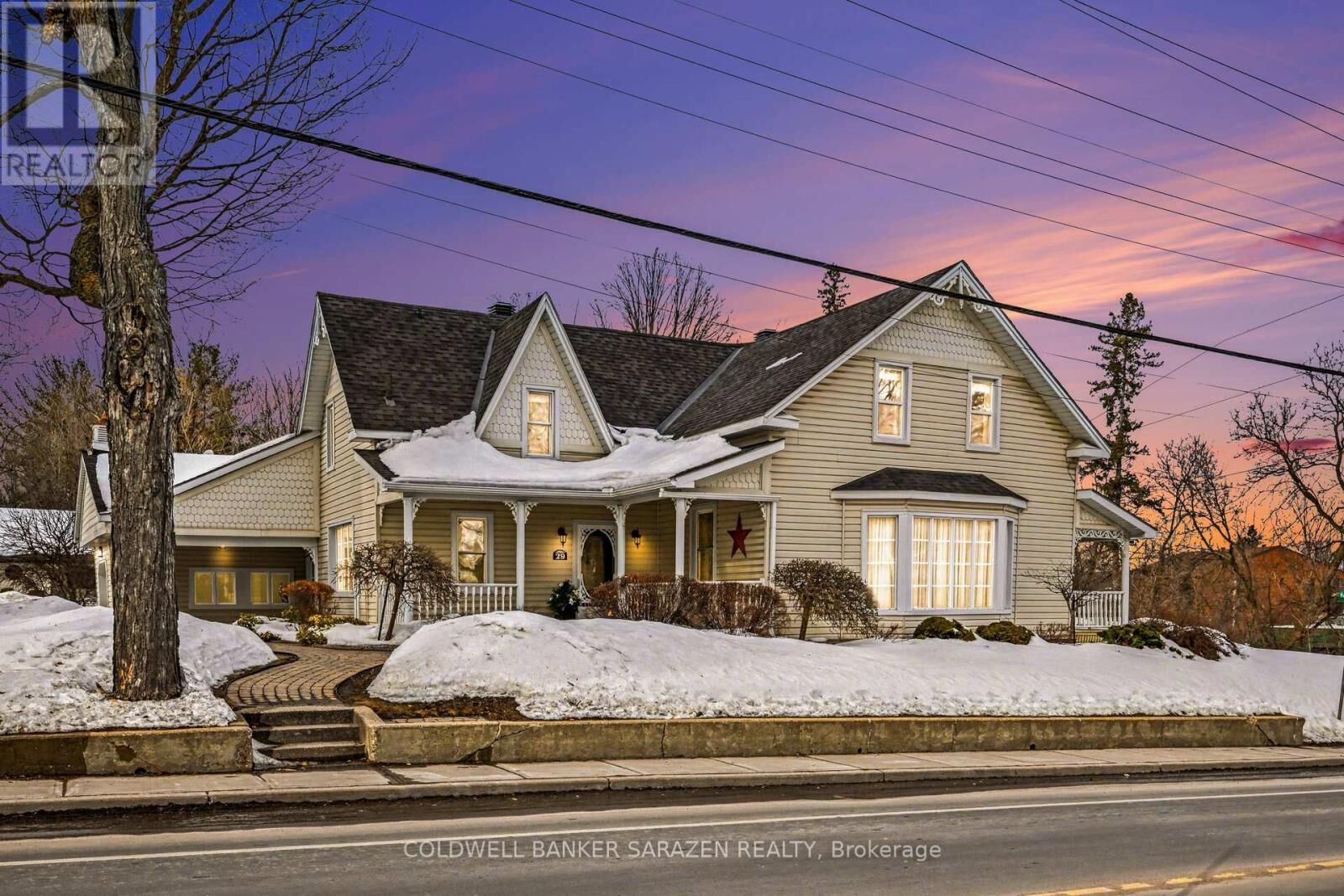 Property Photo:  29 Daniel Street South  ON K7S 2L5 