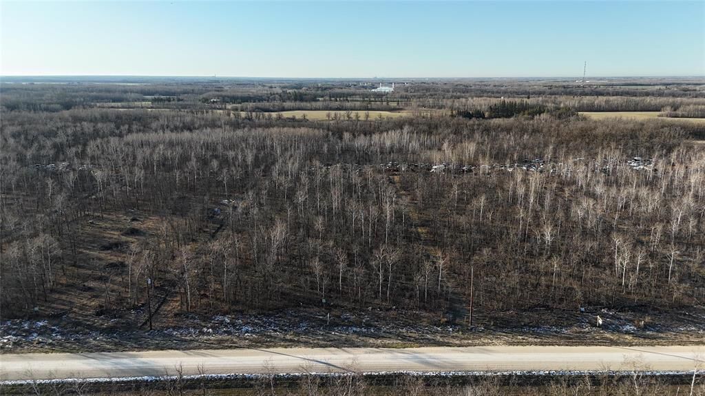 Property Photo:  7 Fuller Road  MB R0E 0M0 