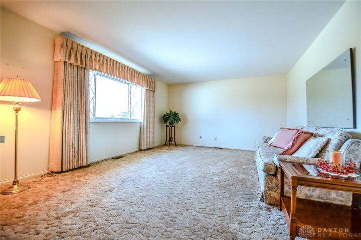 Property Photo:  5141 Weddington Drive  OH 45426 