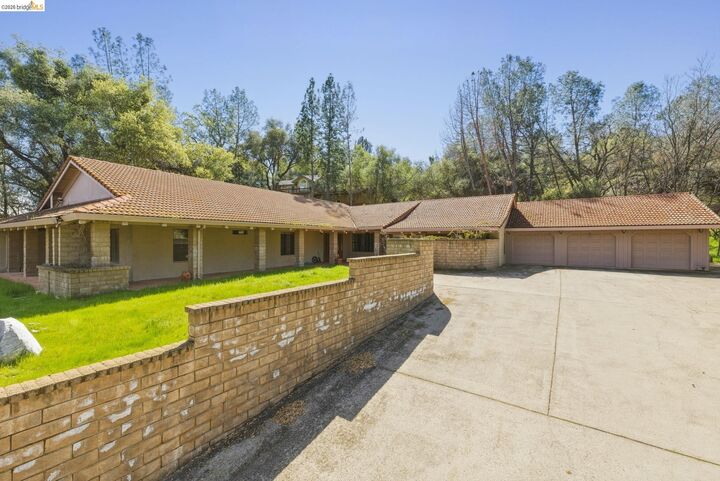 Property Photo:  23608 Porcina Way  CA 95310 