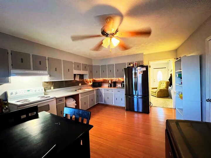Property Photo:  824 Westlawn Drive  KS 67801 