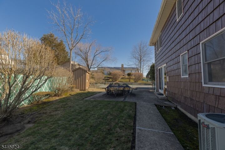 Property Photo: 23 Carr Pl NJ 07512