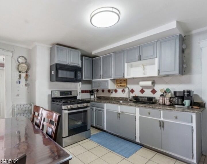 Property Photo:  11 N 5th St  NJ 07522 