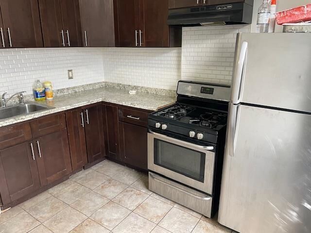 Property Photo:  72 Martin Luther King Jr Dr 3  NJ 07305 