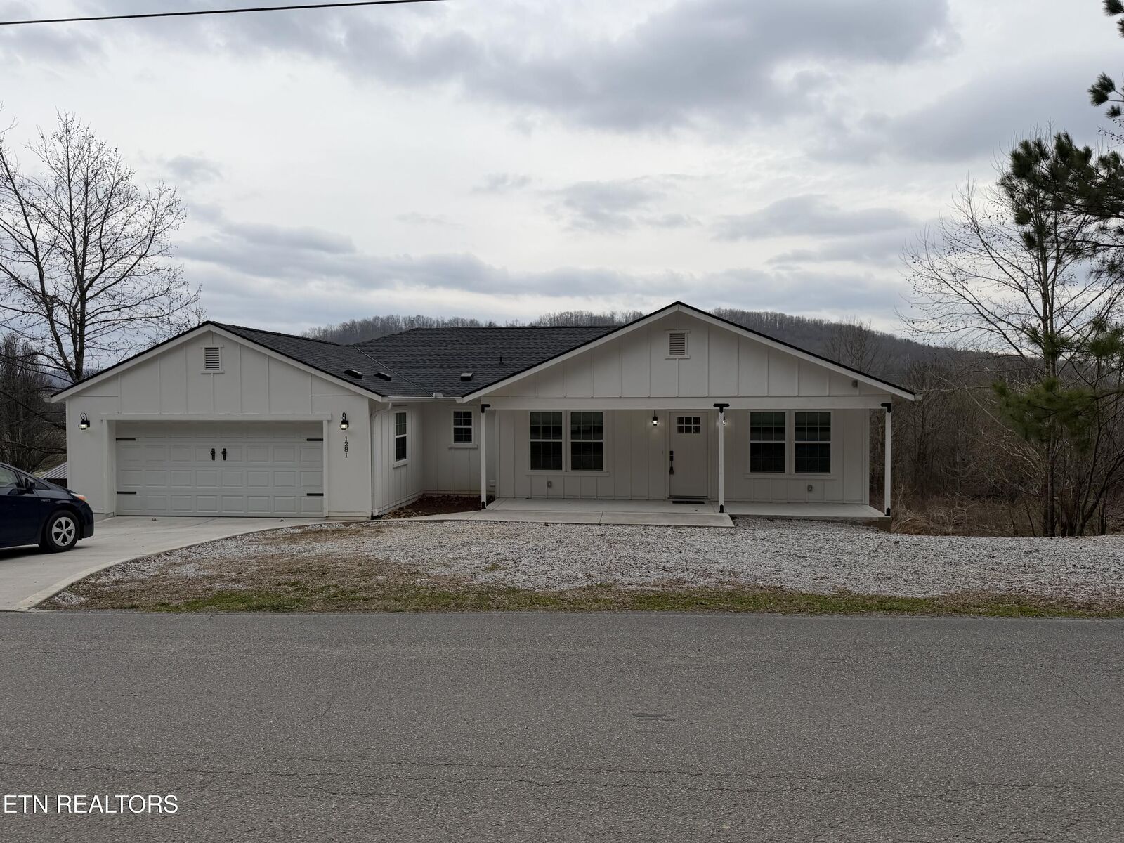 Property Photo:  1281 Swan Pond Circle Rd  TN 37748 