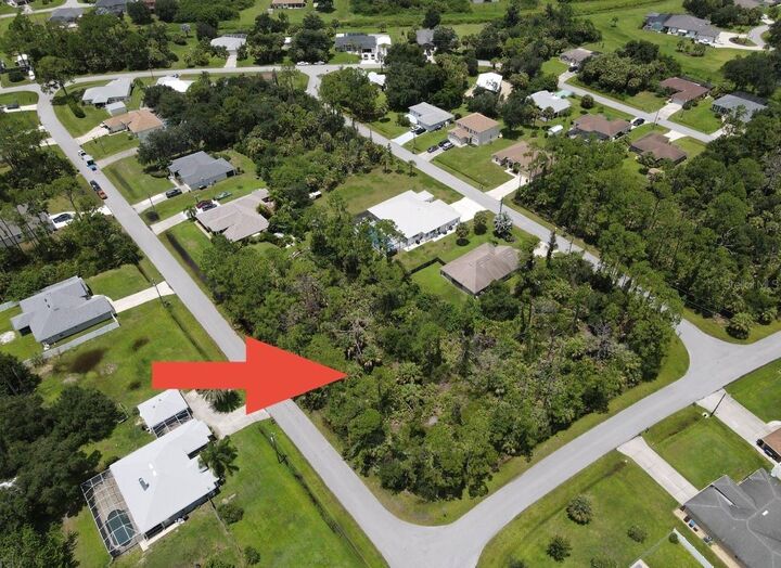 Property Photo:  Lot 17 Donatello Avenue  FL 34286 