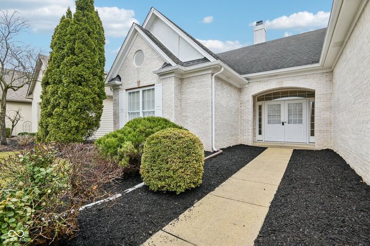 Property Photo:  5971 Sandalwood Drive  IN 46033 